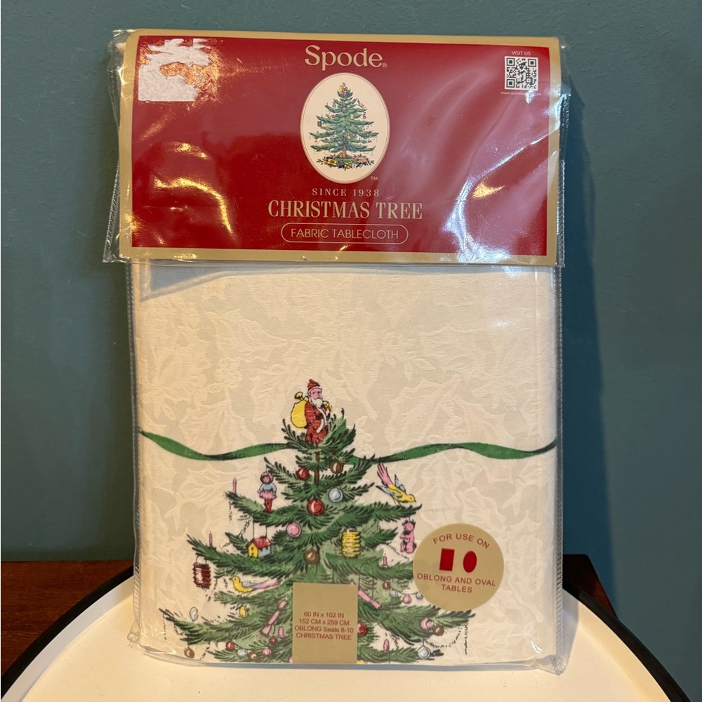 Spode Christmas Tree Tablecloth - White and Green. Never used.